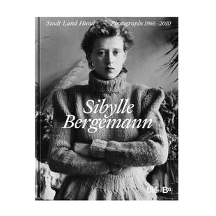 Photographs 2010德国摄影师 Bilingual And Country Town Bergemann Edition 1966 预售 Dogs. Sibylle