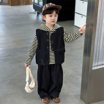 男童套装春秋季新款儿童牛仔马甲条纹三件套韩版帅气男孩秋装衣服