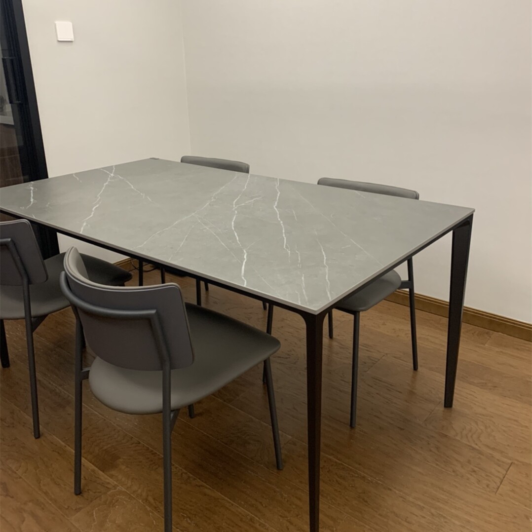 意大利进口拉米娜岩板餐桌定制现代简约长方形家用餐桌铝合金桌腿