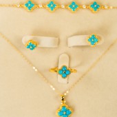 首饰套装 御松莲心 原矿绿松石镶嵌s925银镀金项链戒指耳钉套盒