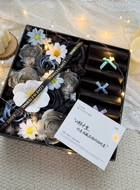 永生玫瑰花盒送男生老公生日礼物小众高档花礼情人节圣诞通用520