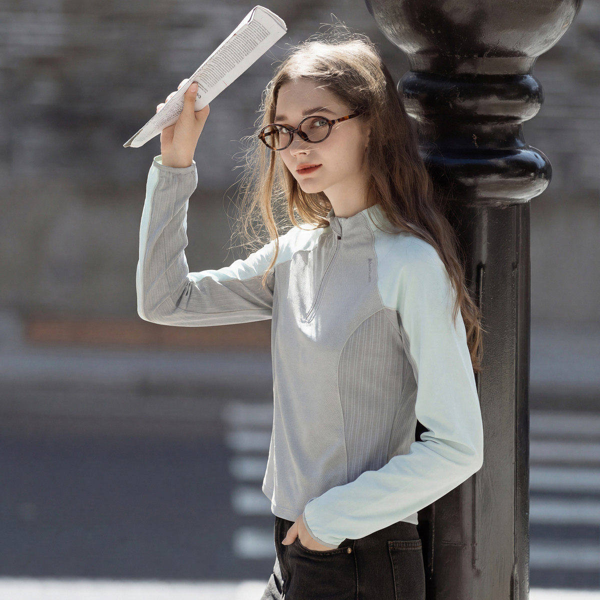 唐狮2026春装新款女长袖T恤外穿户外运动风修身半开襟收腰设计感