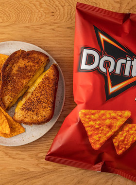 Doritos多力多滋奶酪味玉米片家庭装198.4g 膨化食品大包休闲零食