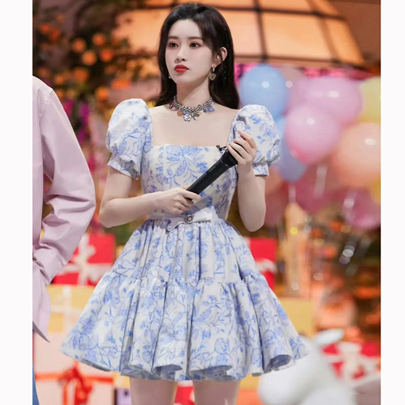 孟子义同款法式泡泡袖连衣裙女夏季气质蓬蓬裙收腰显瘦小个子短裙