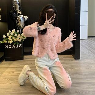粉色水貂绒毛衣外套高腰显瘦牛仔裤两件套秋冬搭配一整套时尚套装