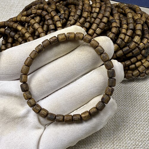 绿奇楠沉香手串桶珠高油脂手串男女款木质手链清净素简DIY手串珠