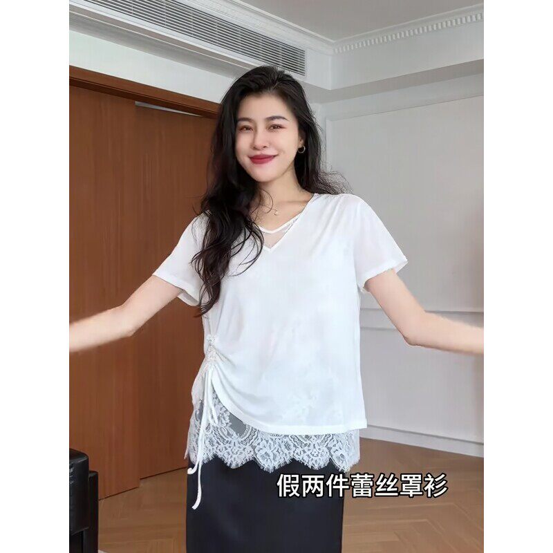 白色蕾丝拼接假两件V领短袖T恤女夏季大尺码微胖mm防晒薄纱罩衫上