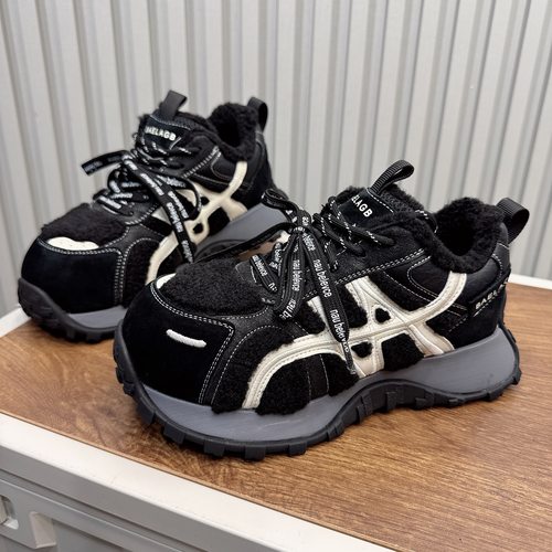 欧货小怪兽德训鞋女冬季加绒毛毛鞋真皮厚底轻便徒步鞋户外登山鞋