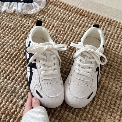 复古厚底德训鞋女2025冬季百搭通勤阿甘板鞋休闲运动鞋防滑小白鞋