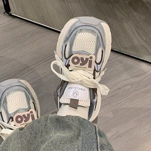 超火鞋子女2026新款爆款春季老爹鞋女款百搭休闲女鞋厚底增高运动