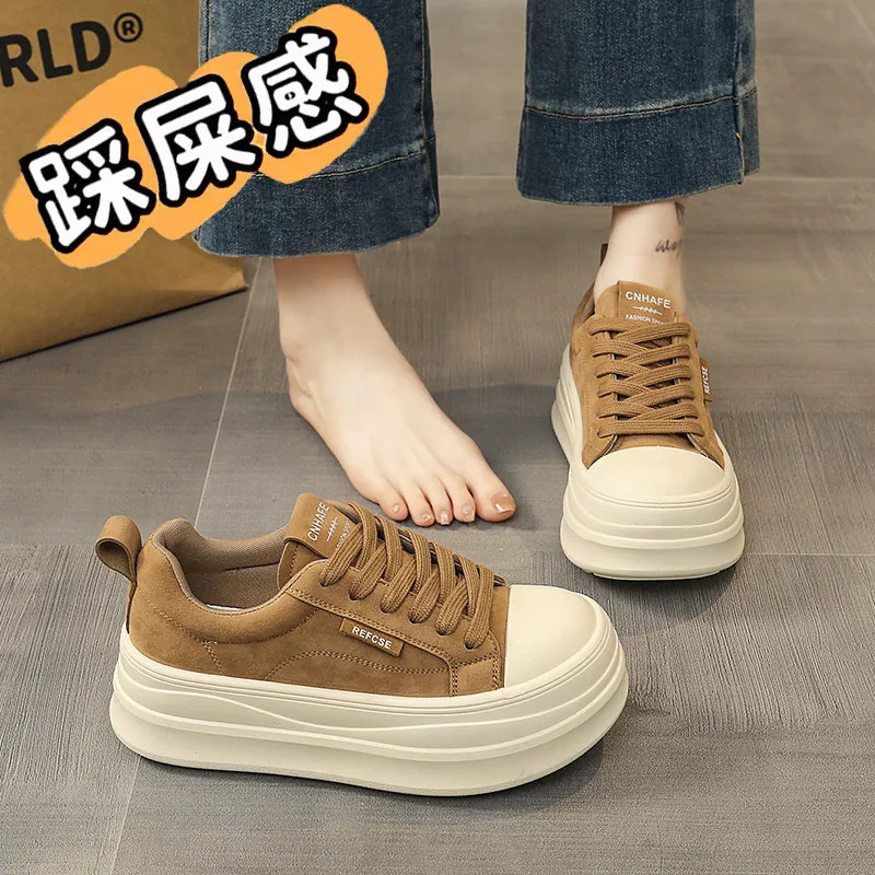 踩屎感小个子厚底板鞋女2026新款秋季爆款百搭真皮软底帆布运动鞋