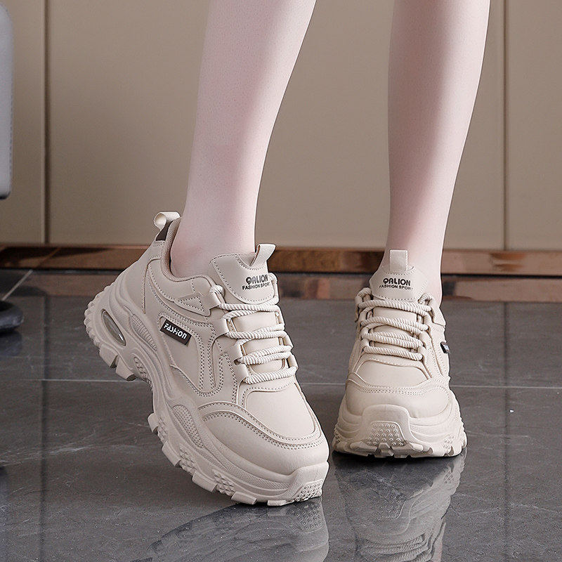 2026新款老爹鞋女冬季厚底增高休闲运动鞋百搭不累脚软底旅游鞋