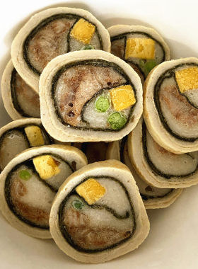 昶益日式五彩鳗鱼卷料理寿司拼盘