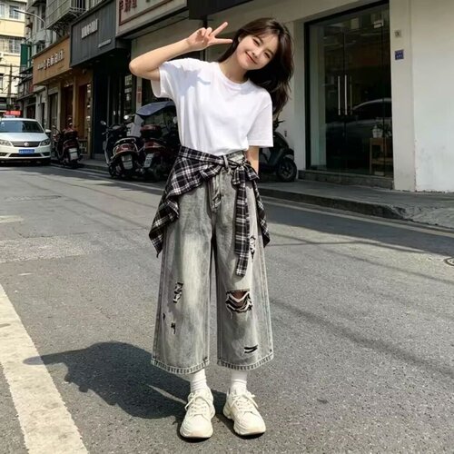 复古黑灰色高腰七分牛仔裤女夏季新款宽松破洞设计感小众阔腿裤子