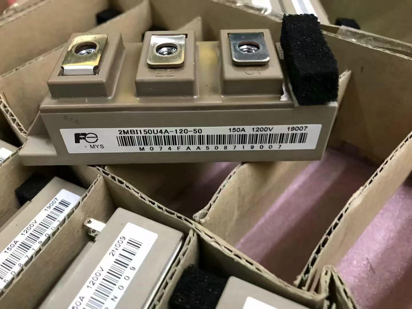 2MBI150U4A-120-50 2MBI75U4A-120-50 2MBI100U4A-120-50全新现货