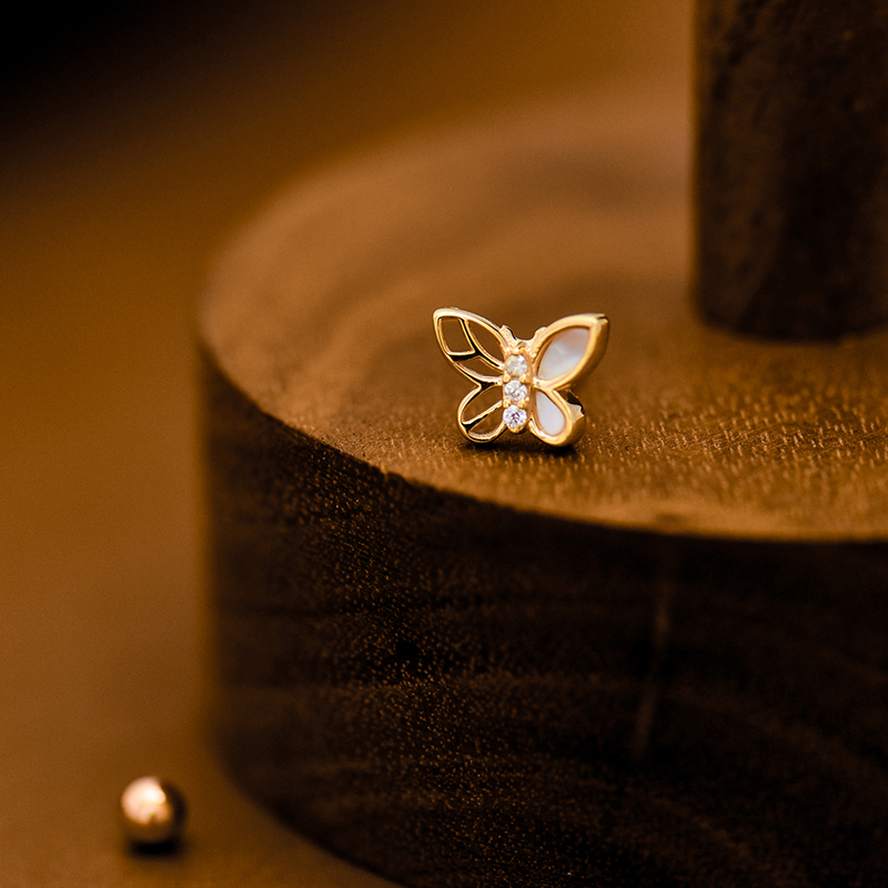 INNORE10k金女镶钻蝴蝶耳钉