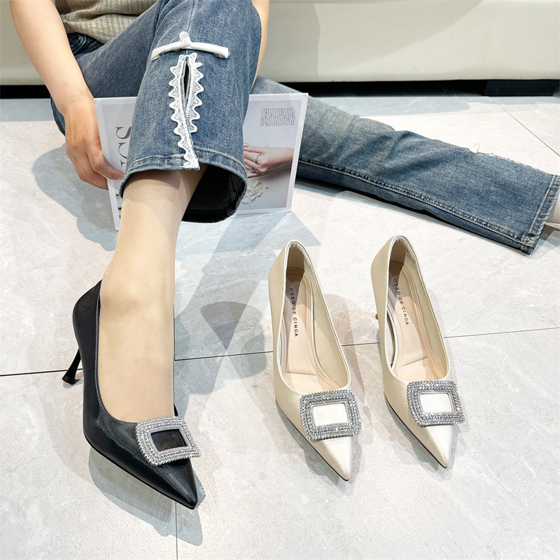 专柜女鞋-原价200-300