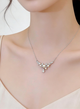 精致轻奢百搭水滴珠珠吊坠项链