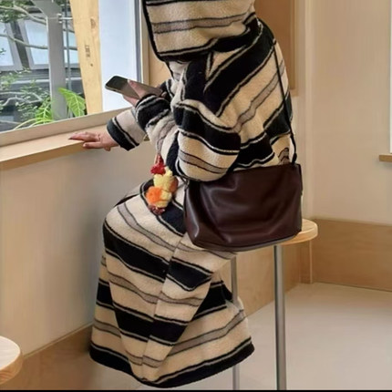 冬季米粒绒纹睡袍女连帽长款大码宽松拉链款袍子可外穿家居服