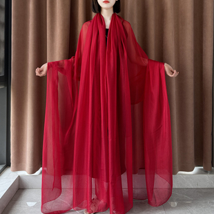 酒红色丝巾女秋冬长款围巾薄款枣红纱巾纯色披肩春夏旅游防晒披肩