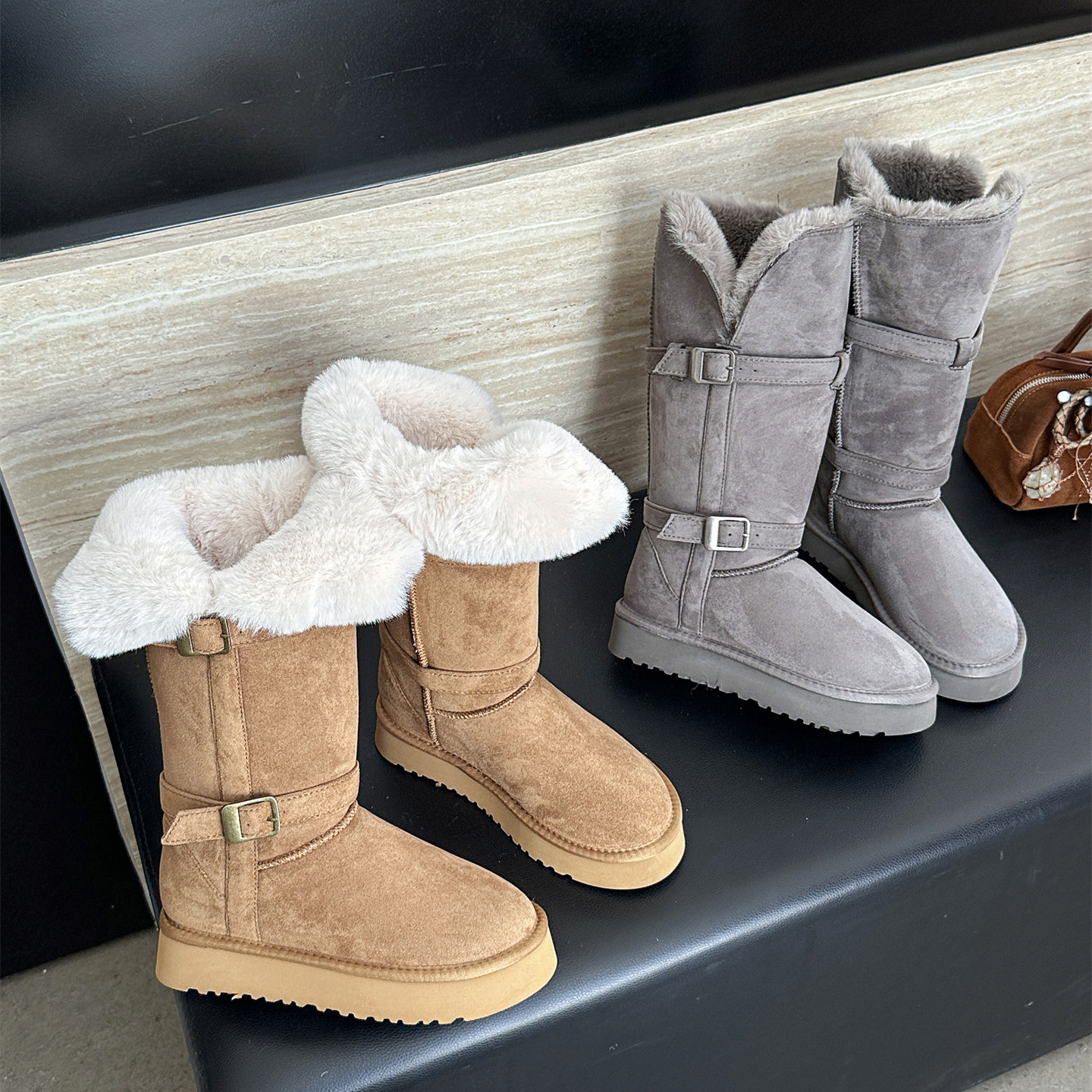 韩版皮带扣加绒高筒雪地靴松糕底