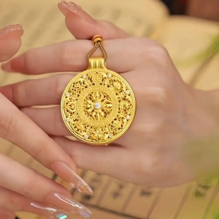 国风同款福运八宝罗盘镶钻金色圆吊坠新中式编绳毛衣链秋冬新款女