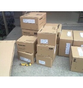 MCDDT3520001 / MCDDT3520N01 安川伺服驱动器全新质保一年