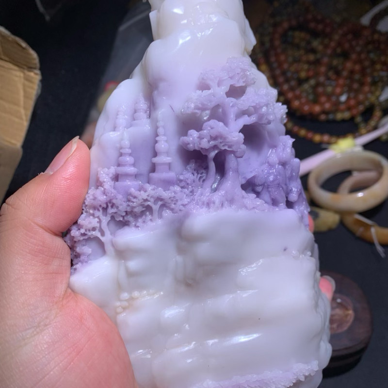 新疆哈密紫蛋白西游记雕刻摆件配底座礼盒金丝玉沙漠漆泥石原石