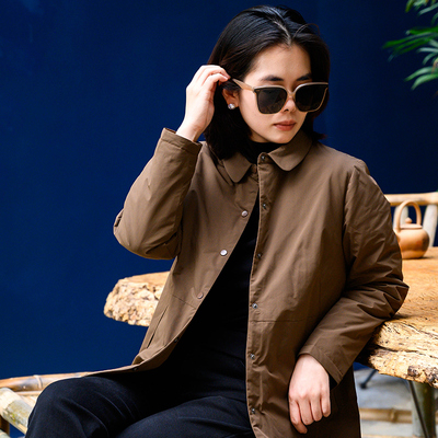 YUN韫2025冬季新品女装翻领单排扣韩版通勤百搭保暖风衣棉外套082