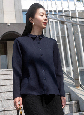 YUN韫2025秋季福利新品女通勤纯色百搭单排扣翻领长袖T恤上衣5502