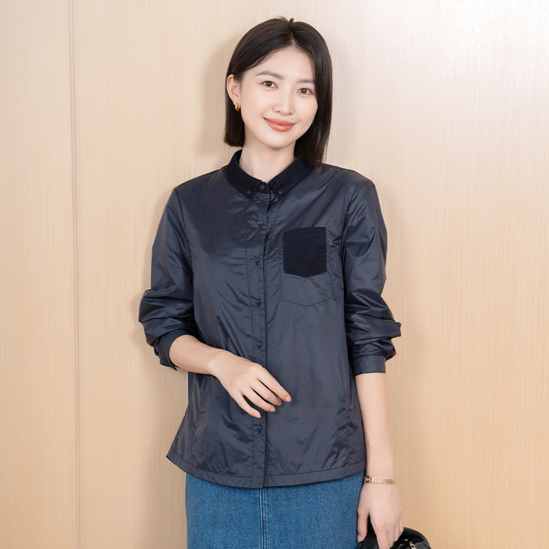 YUN韫2025冬季福利新品拼接翻领显瘦保暖单排扣贴袋夹棉衬衫上衣