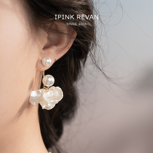 IPINK法式优雅珍珠花朵耳饰