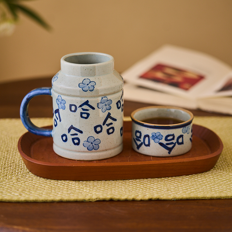 手绘陶瓷青花哈哈马克杯