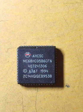 MC68HC05B6CFN    PLCC52