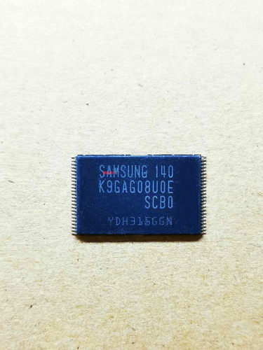 集成IC电路 K9GAG08UOE K9GAG08UOE-SCBO K9GAG08U0E-SCB0 TSOP48