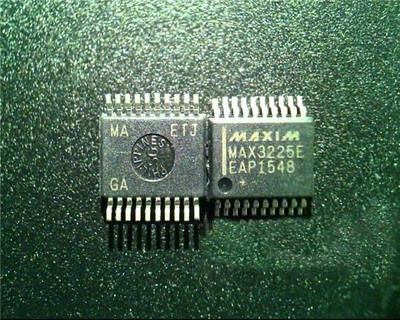 MAX3225EEAP MAX3225E MAX3225EEA SSOP  MAX3225  SSOP一个起售