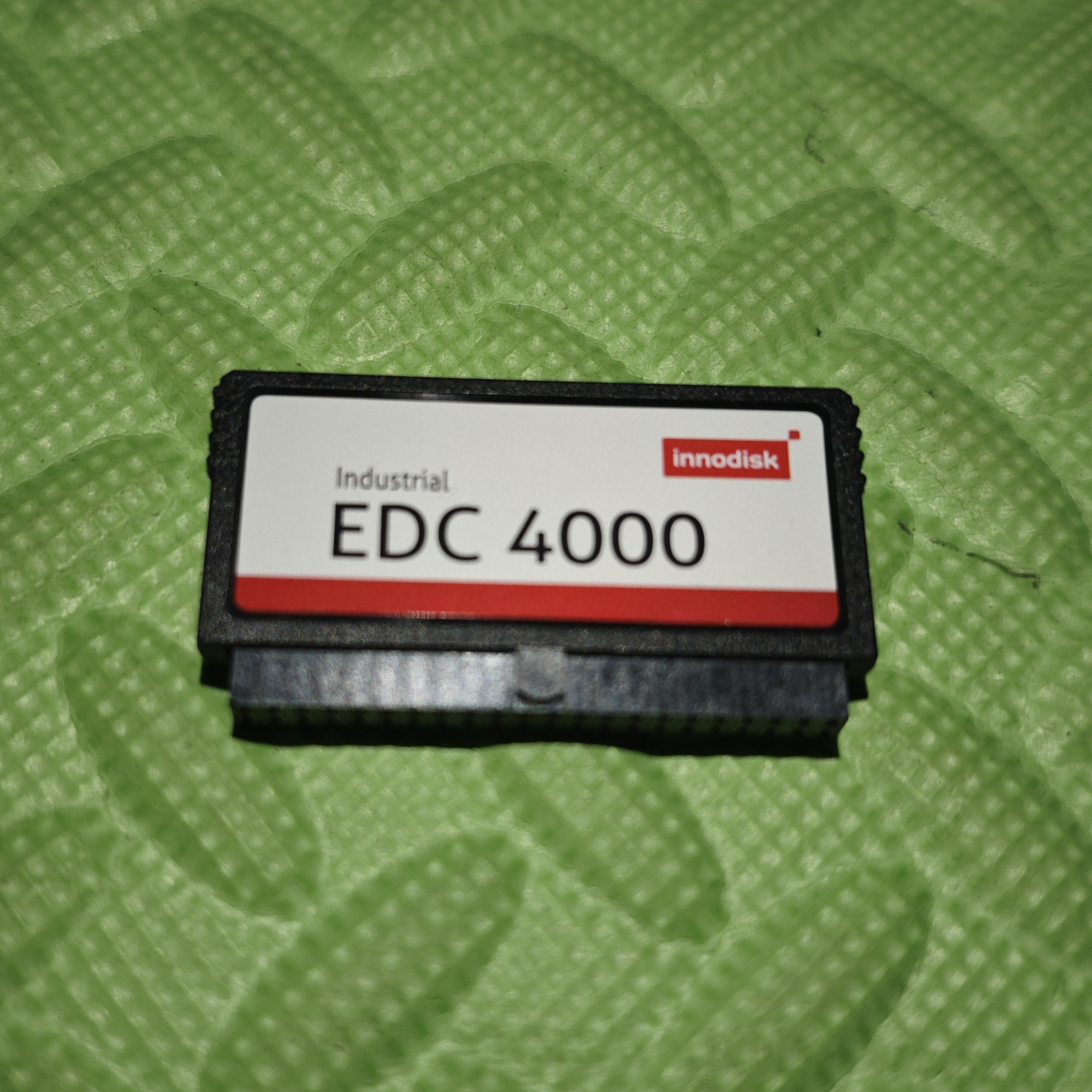 EDC 4000 44P-V 2GB