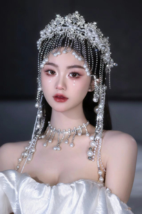 新娘皇冠头饰高级珍珠流苏额饰项链奢华大气王冠套装结婚礼服配饰