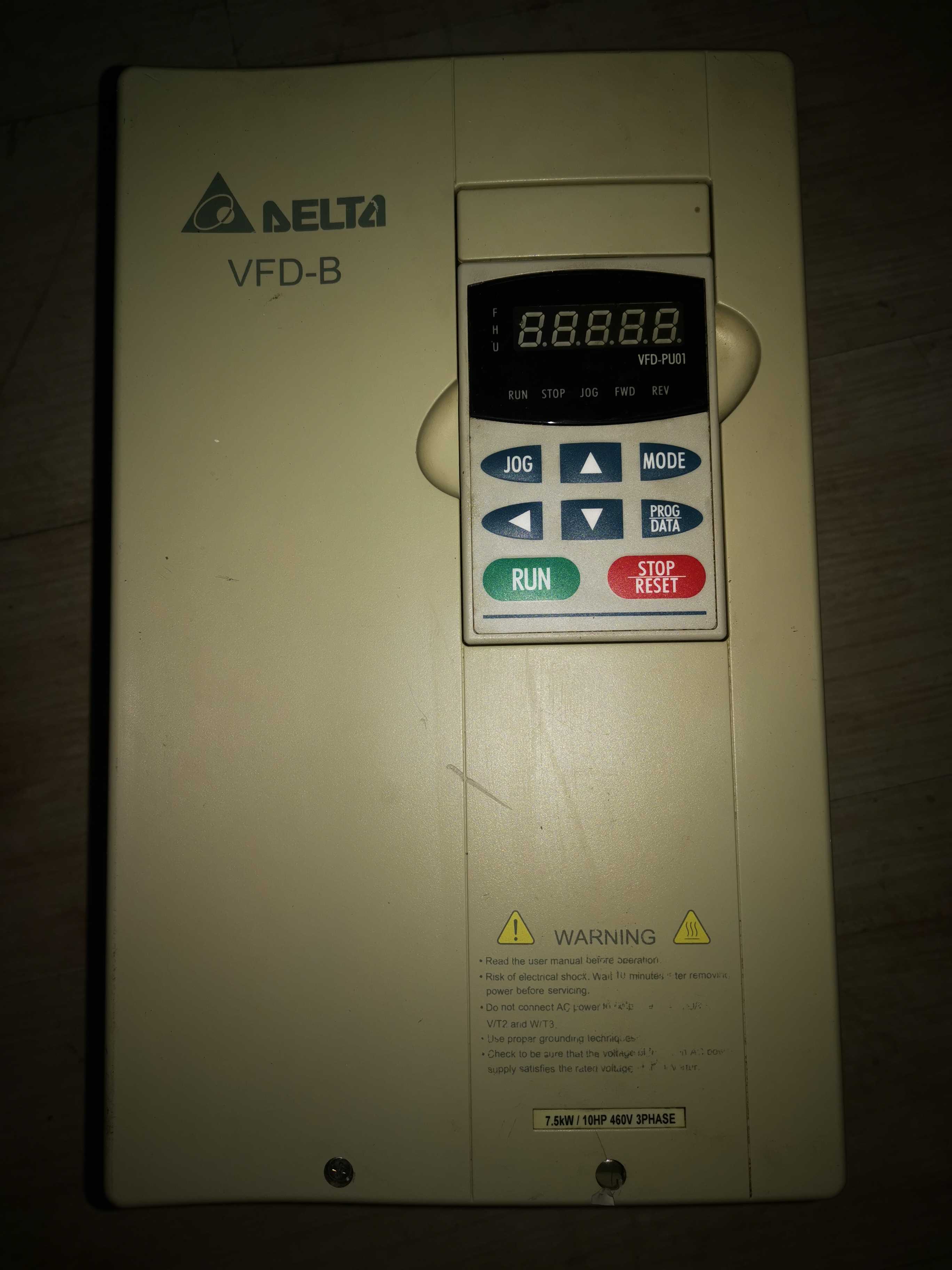 二手台达变频器7.5KW  VFD075B43A
