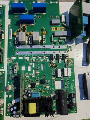 3AFE68587158 RINT-5514C原装ABB变频器ACS800电源驱动板37KW打折
