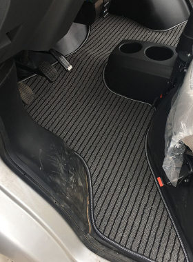 东风小康K07SK17C37面包车脚垫