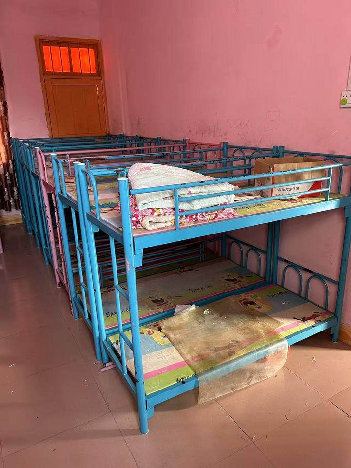 1月29日贺州学校所有的设备及家具网络拍卖公告