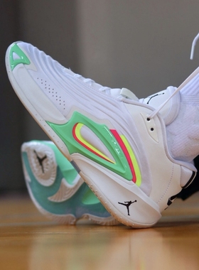 耐克/Nike Jordan Luka 3PF 男子缓震耐磨低帮篮球鞋 HQ5055-107