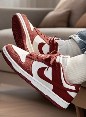 耐克/Nike Dunk Low 白绿低帮复古百搭运动耐磨休闲板鞋 HJ7673