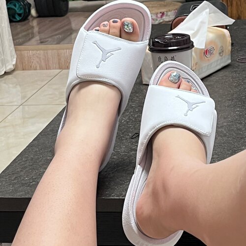 Jordan Hydro 6女款白色时尚舒适轻便个性缓震一字拖鞋881474-100