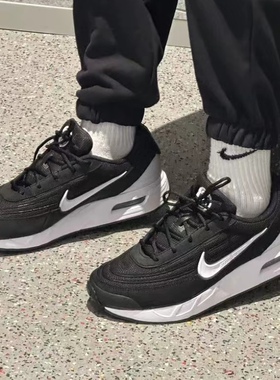 Nike AIR MAX VERSE 男款黑色织物皮革舒适低帮跑步鞋 FV1302-003