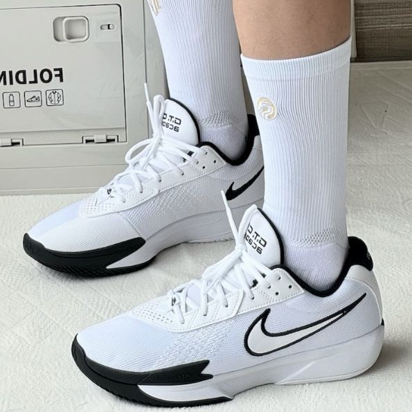 耐克AirZoomG.T.Cut篮球鞋