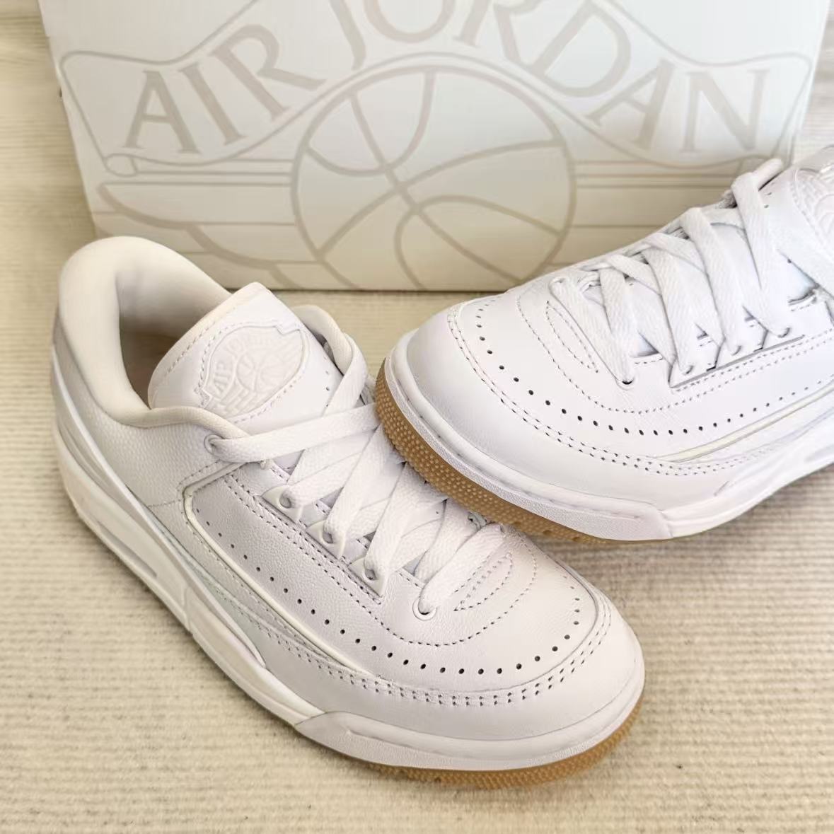 舒适室内木地板系带AIRJORDAN2