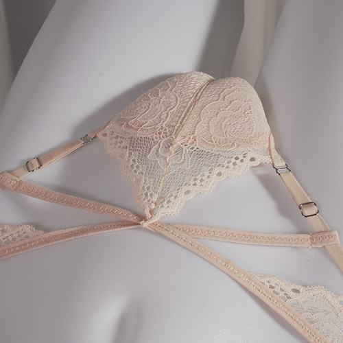 蔓黛诺伪娘变装隐藏下体内裤