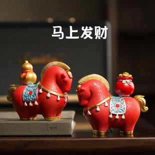 新国潮马上有钱招财家居办公工位小众感装 饰品创意工艺品摆件